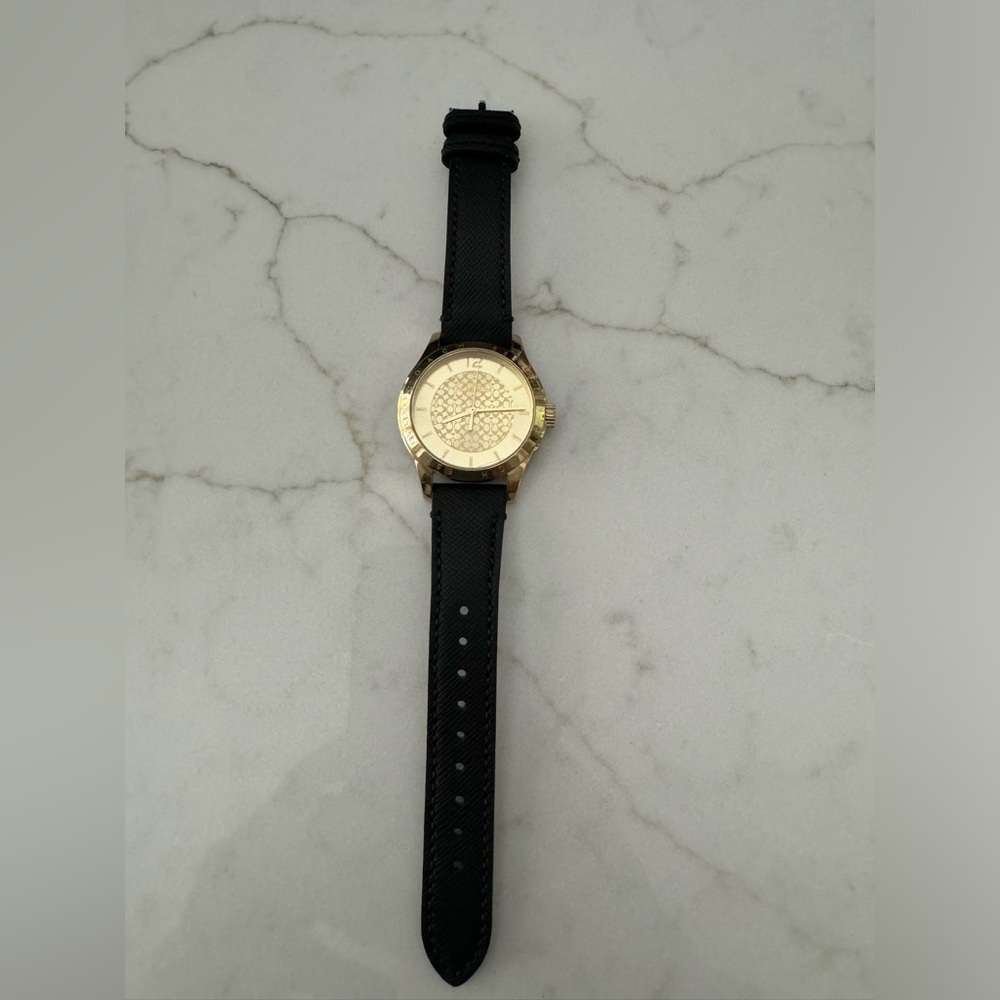 Women’s Coach Watch
